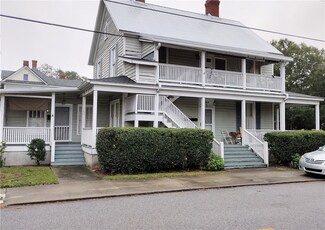 1202 Reynolds St, Brunswick, GA 31520
