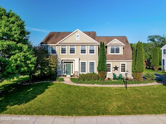 43 Candlewood Dr, Ballston Lake, NY 12019