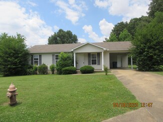123 W Michael St, Bells, TN 38006