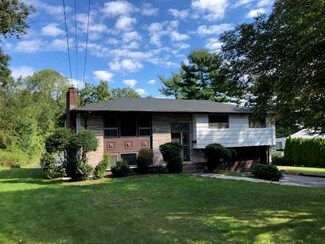 70 Meadowview Rd, Milton, MA 02186