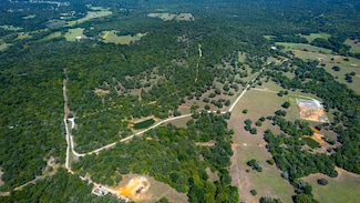 11041 Jackrabbit Ln, Wixon Valley, TX 77808