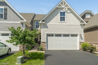 7 Harrier Ln, Washington, NJ 07882