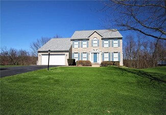 329 Glencove Dr, New Kensington, PA 15068