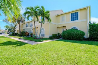 1532 Chateaux de Ville Ct, Clearwater, FL 33764