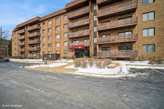 2000 Chestnut Ave Unit 403, Glenview, IL 60025