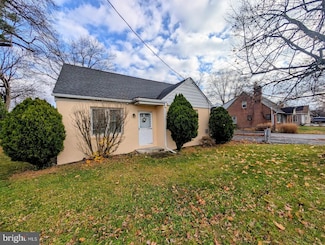 530 Hogestown Rd, Mechanicsburg, PA 17050