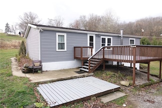 623 S Clearfield Rd, Cabot, PA 16023