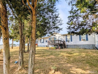 4050 Crest Dr, House Springs, MO 63051