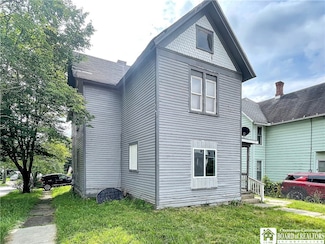 96 Bowen St, Jamestown, NY 14701