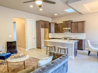 1718 Tesoro Loop NW, Los Lunas, NM 87031