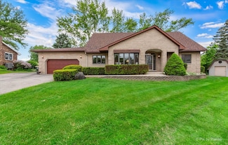 25827 W Andrew Ct, Ingleside, IL 60041