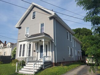 24 Chamberlain St, Brewer, ME 04412