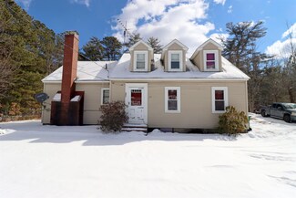 67 Milton Rd, Rochester, NH 03868