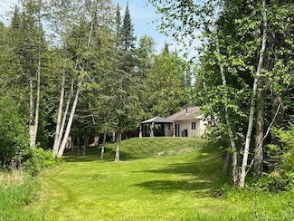 10547 Vermeil Dr NE, Deer River, MN 56636