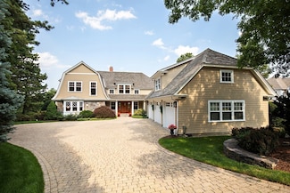 12 Stones Throw, Plymouth, MA 02360