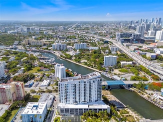 10 SW South River Dr Unit PHI03, Miami, FL 33130