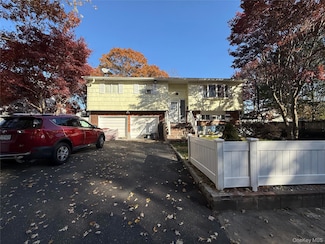 53 Winfield Ave, Brentwood, NY 11717