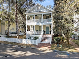4 Battery Point Ln, Beaufort, SC 29902