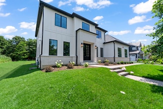 7213 Daybreak Ln, Long Grove, IL 60060