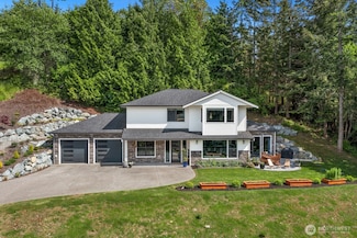 1048 Malvern Hills Dr, Camano Island, WA 98282