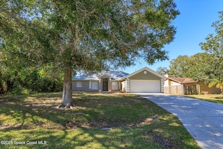 426 Ash St, Sebastian, FL 32958