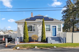 136 Windmill St, Pawtucket, RI 02860