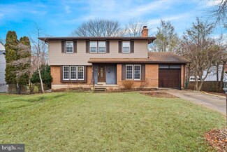 6 Hemlock Ln, Wilmington, DE 19810