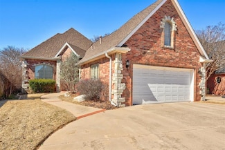 124 Olde Brook Ct, Norman, OK 73072