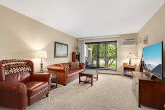 3461 Kent St Unit 1104, Shoreview, MN 55126