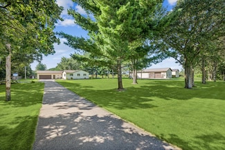 10955 37th St, Clear Lake, MN 55319