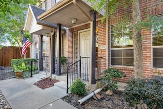 2028 N Haskell Ave, Dallas, TX 75204