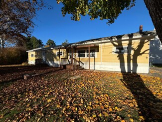 3 Park St, Lisbon, ME 04250