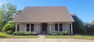 8100 N Bridgeport Ln, Bethany, OK 73008