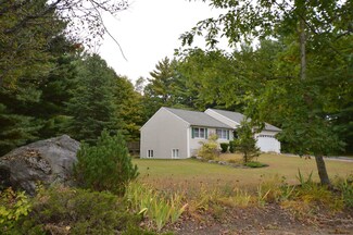 9 Brandell Ln, Middle Grove, NY 12850