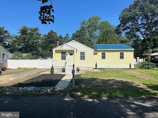 5 N 14th St, Villas, NJ 08251