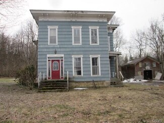 660 Lamson Rd, Phoenix, NY 13135
