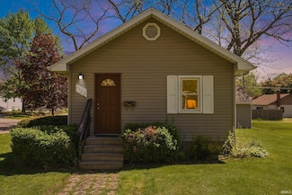 1322 Magnolia Ave, Elkhart, IN 46514