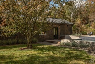 438 Fishcreek Rd, Saugerties, NY 12477