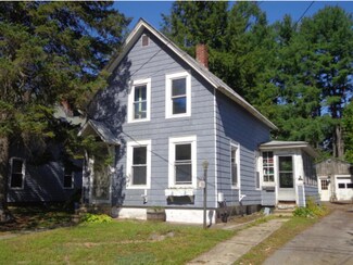 54 Stone St, Concord, NH 03301