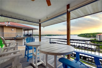 184 E Palisades Condo Dr Unit 4A, Lake Ozark, MO 65049