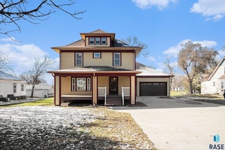 103 N Co Highway 42, Howard, SD 57349