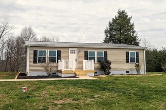 1621 Easome Rd, Hurt, VA 24563