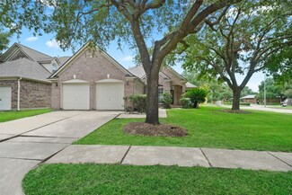 3302 Shadowfern Dr, Houston, TX 77082