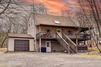 3312 Black Cherry Ct, Long Pond, PA 18334