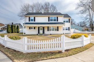 20 Colton Rd, Edison, NJ 08817