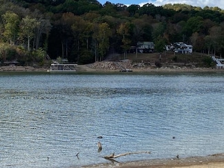 1929 Hardin Bottom River Rd, Bath Springs, TN 38311