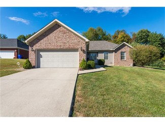 1548 Parkwood Ct NE, Palmyra, IN 47164
