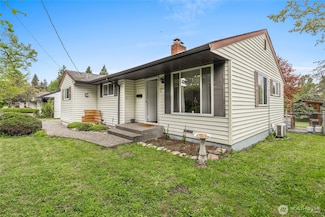 2838 SW 106th St, Seattle, WA 98146