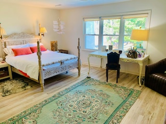 1202 Ventura Place, Mount Pleasant, SC 29464