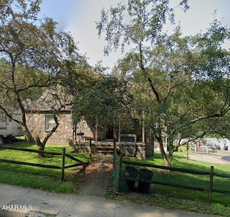 1152 Bedford St, Johnstown, PA 15902